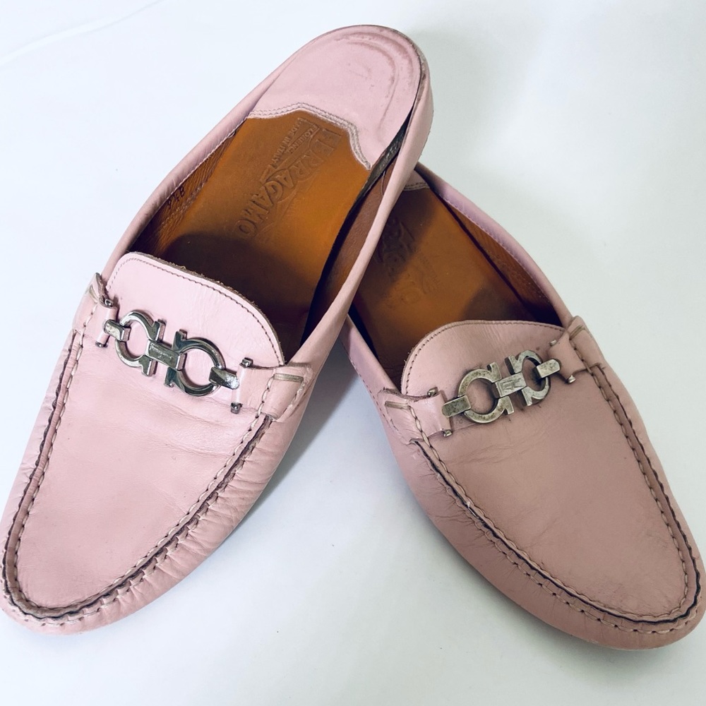 Ferragamo Classic Women’s Classic  Mules Pink Leather 9.5
